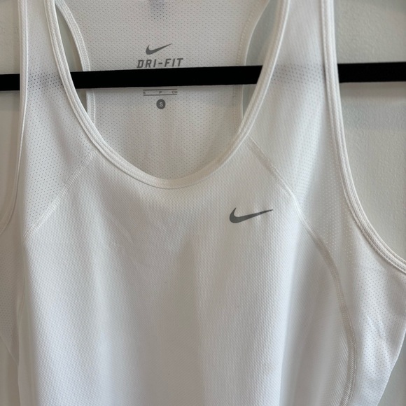 Nike Dri-Fit Women's White Mesh Racerback Running Tank Top Size Small - Picture 4 of 10